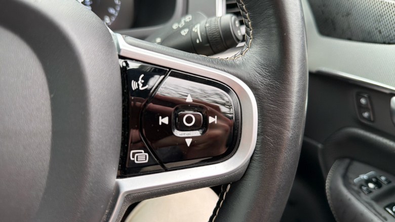 Volvo Xc90 2.0 T8 Recharge PHEV R DESIGN Pro 5dr AWD Auto Estate